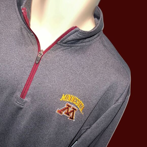 Knights Apparel MN Gophers Lightweight 1/4 Zip Shirt Size Medium  - Picture 2 of 5